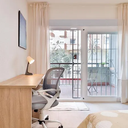 C23 Lovely 4 Bedroom Close To Maria Zambrano Appartement Málaga